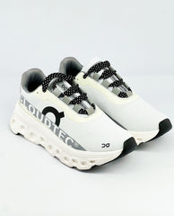 TENIS ON Sports